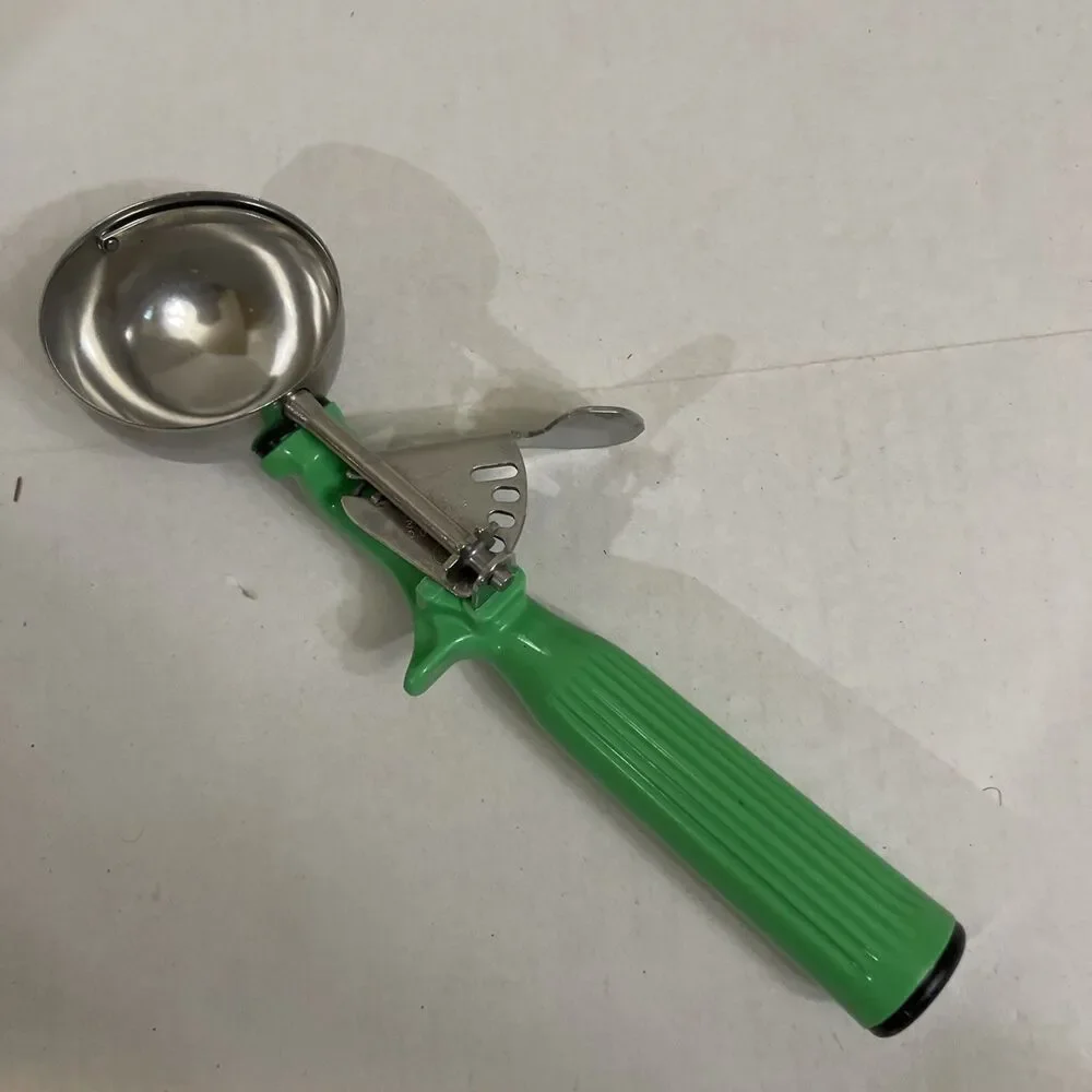 Vollrath  2 2/3oz #12 Cookie Ice Cream Scoop Stainless Steel green
